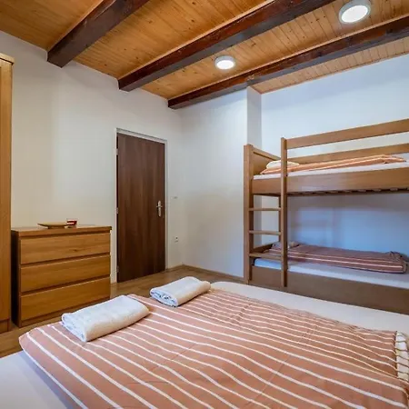 Zverovka Chalet *